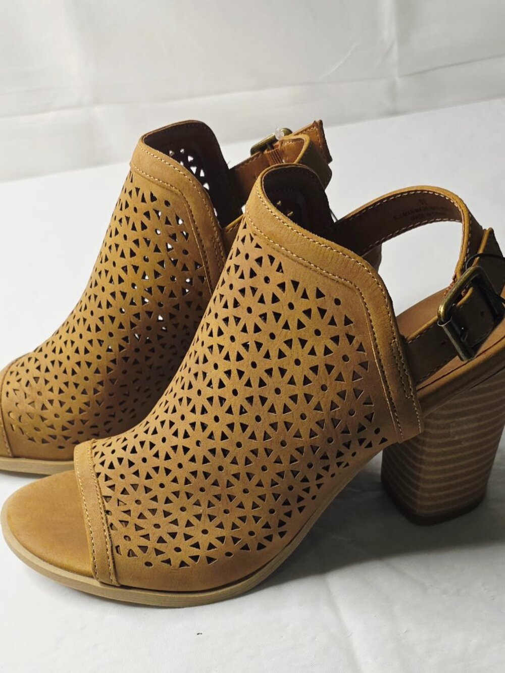 Sandals with 3" Block Heels Slingback Chestnut